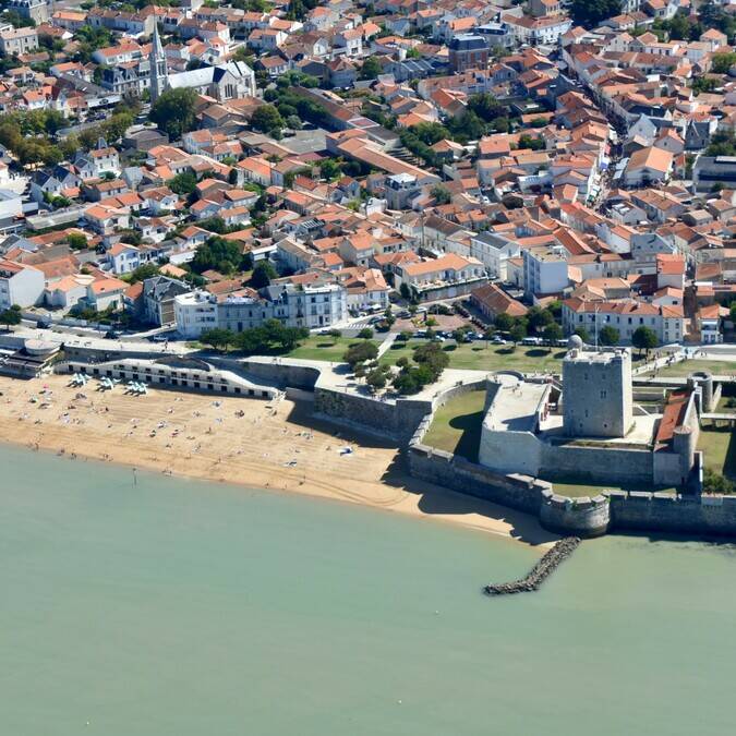 Luchtfoto van Fouras-les-Bains - ©FDHPA17